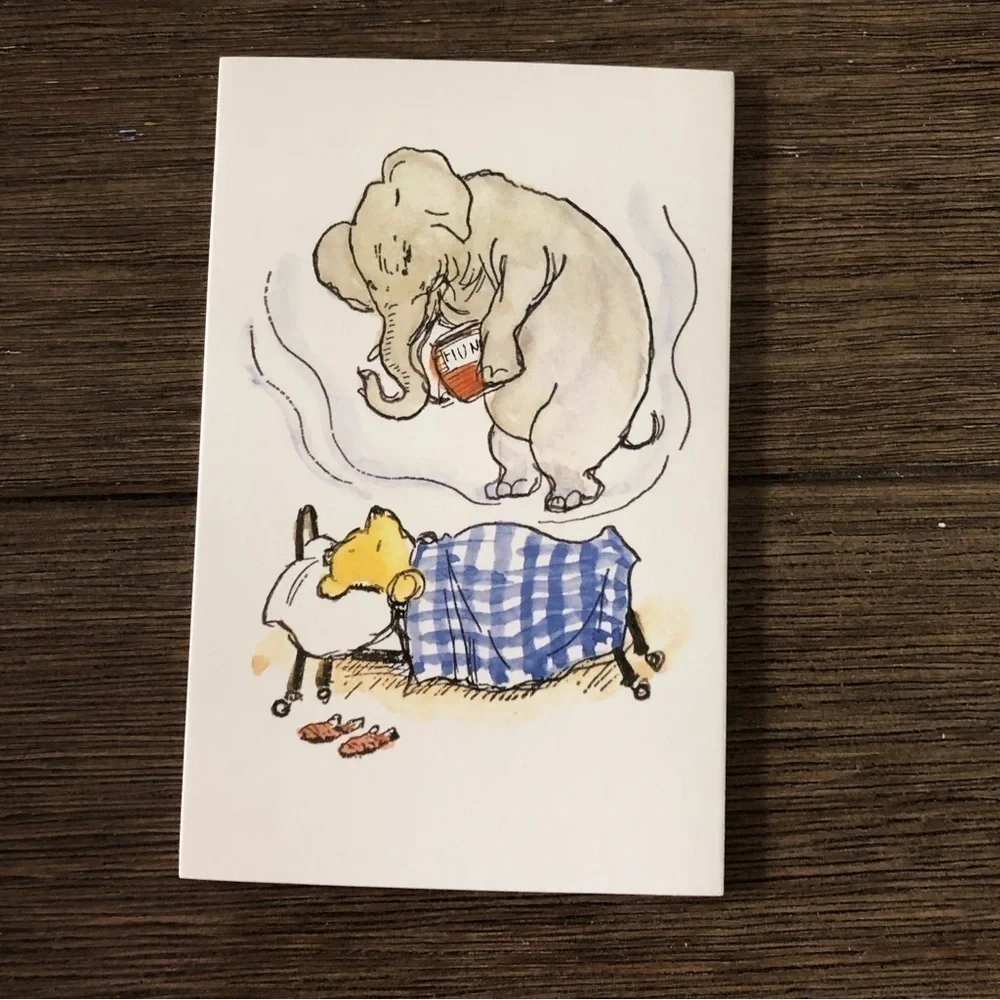Disney's Winnie the Pooh Classic Illustration postcards: Pooh Bear 5ct